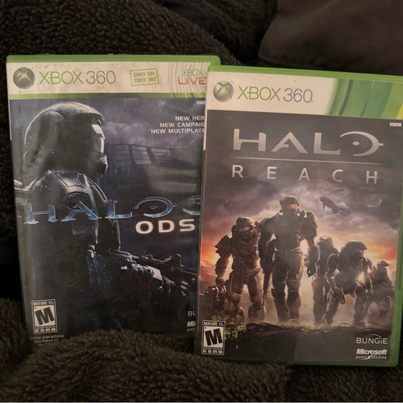 Halo: Reach and Halo 3: ODST for Xbox 360 - Picture 1 of 5